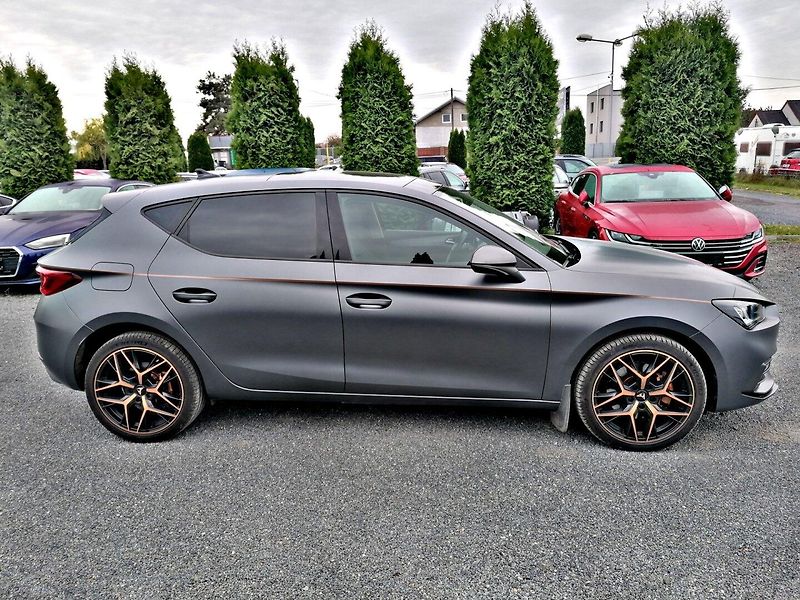 Seat Leon (2021) 1.4 TSi E-HYBRID Cupra Design - fotka 7 z 35