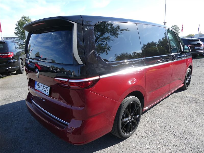 Volkswagen Multivan 2,0 TDi BULLI 1.MAJITEL,DPH,ČR - fotka 9 z 45
