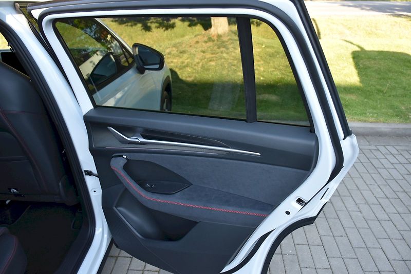 Škoda Kodiaq (2026) RS 2,0 TSI 195 kW 7-stup. auto - fotka 34 z 46