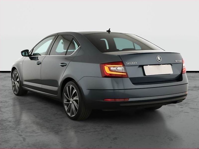 Škoda Octavia (2018) Laurin&Klement 2.0 TSI - fotka 4 z 20