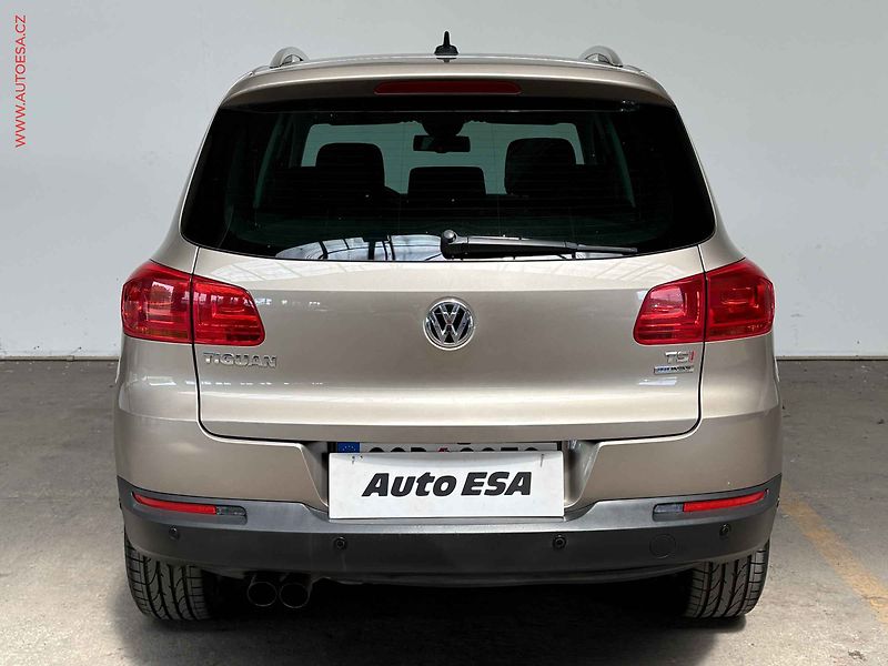 Volkswagen Tiguan (2013) 1.4TSi, AC, navi - fotka 5 z 16