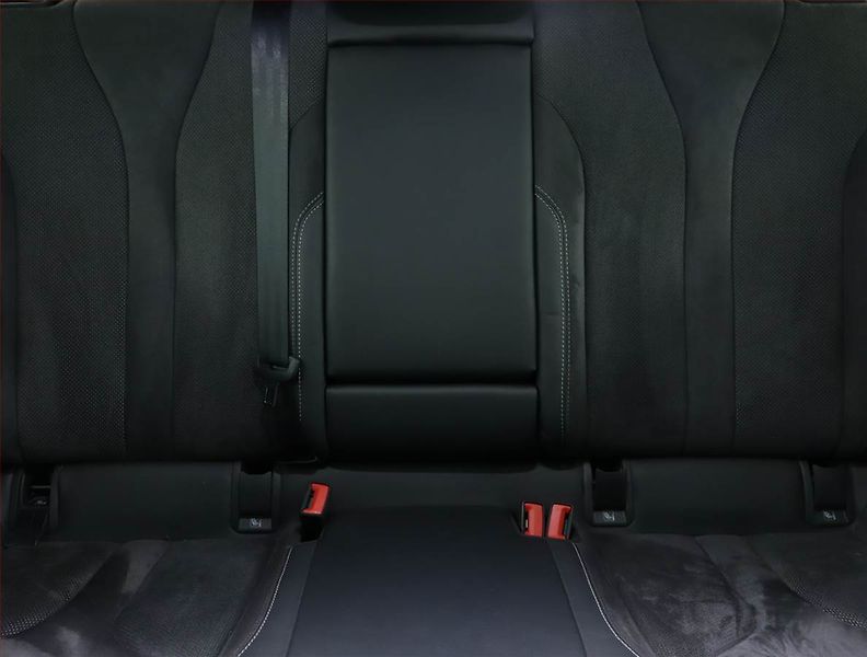 Škoda Enyaq (2023) iV 80x (82 kWh), SoH 91% - fotka 10 z 18