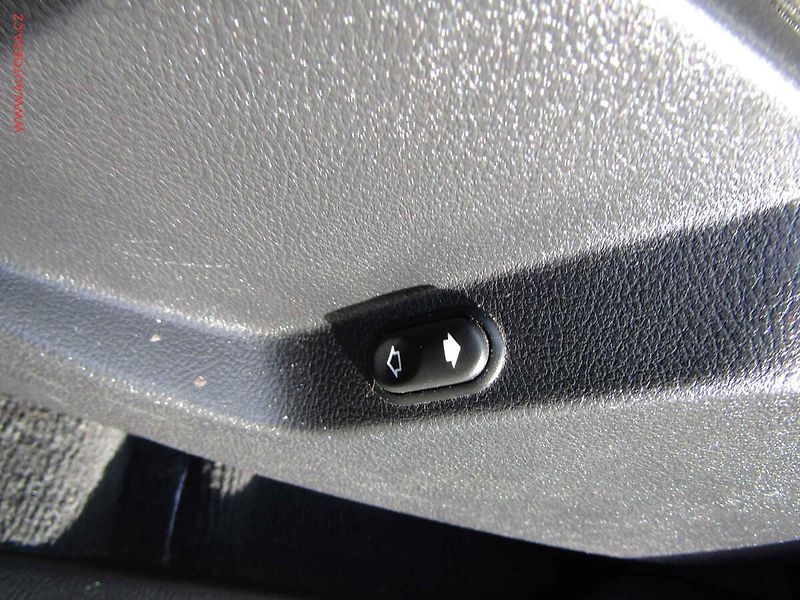 Ford S-MAX (2012) 2.0 TDCi, AT, navi, bixen - fotka 11 z 22