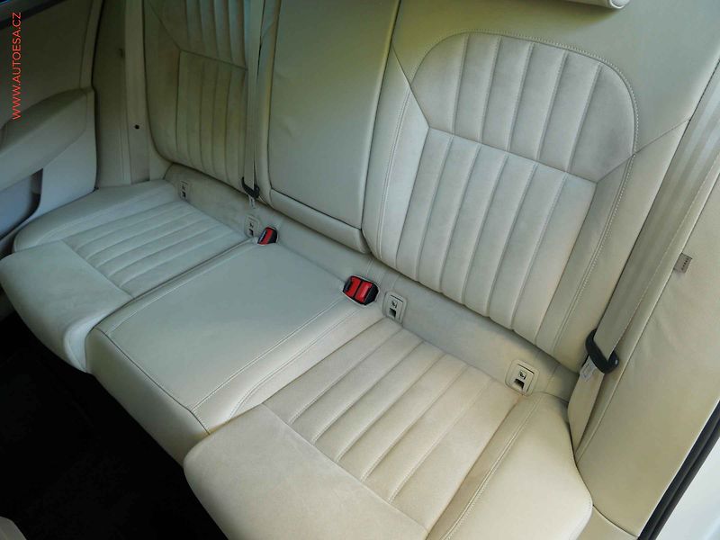 Škoda Superb (2017) 2.0TDi, ČR, DSG, bixen - fotka 10 z 24