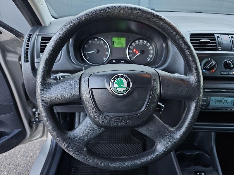 Škoda Fabia 1.2 TSI 63kW,KLIMA,TEMPOMAT - fotka 20 z 50