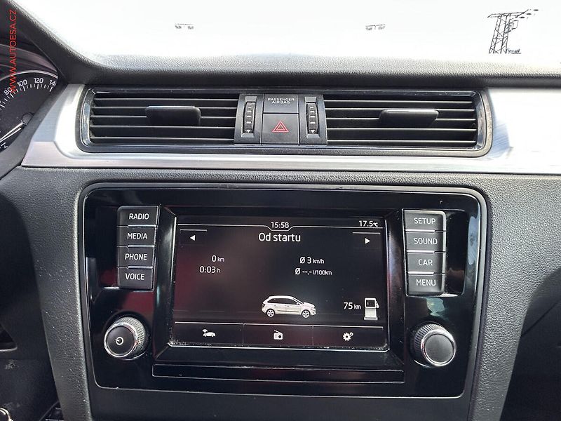 Škoda Rapid (2016) 1.2TSI, ScoutLine - fotka 16 z 19
