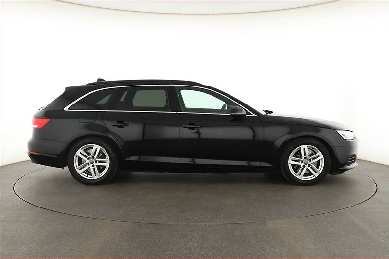 Audi A4 (2018) 35 TDI, Automat, Kůže, Navi - fotka 6 z 21
