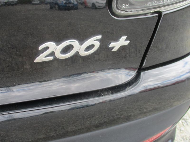 Peugeot 206 1,4 i+, klima, serv. kniha, - fotka 22 z 24