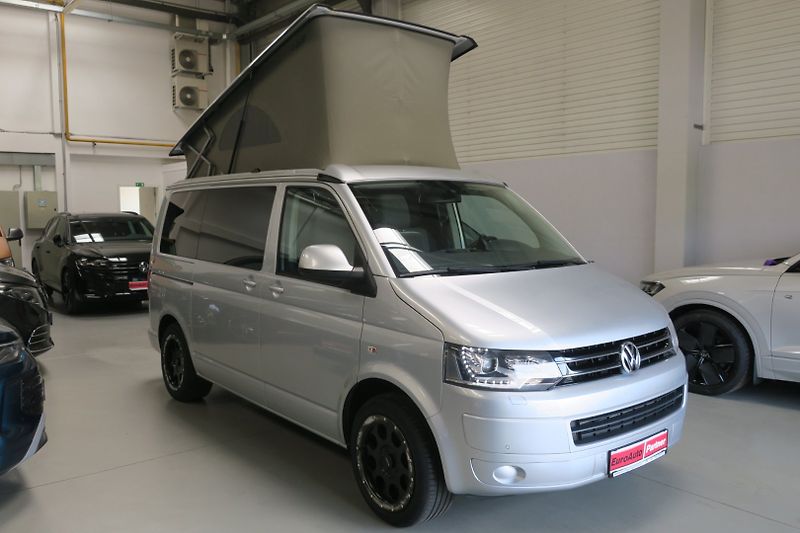 Volkswagen T5 California (2015) 2.0TDI Beach 4Mot. DSG Bi-XEN - fotka 5 z 50
