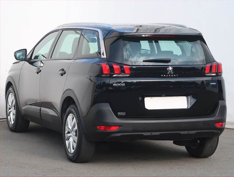 Peugeot 5008 (2017) PureTech 130, Serv.kniha - fotka 4 z 22