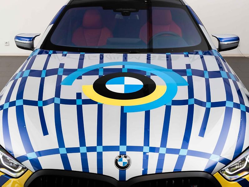 BMW Řada 8 M850i xDrive Gran Coupé - fotka 9 z 29