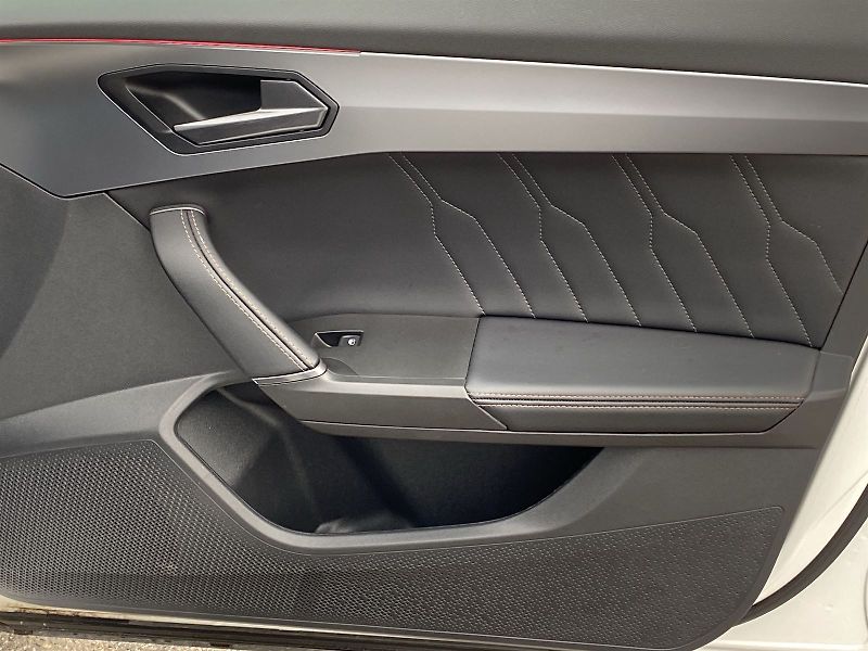 Cupra Formentor (2024) 2.0 TSI DSG 4Drive - fotka 40 z 46