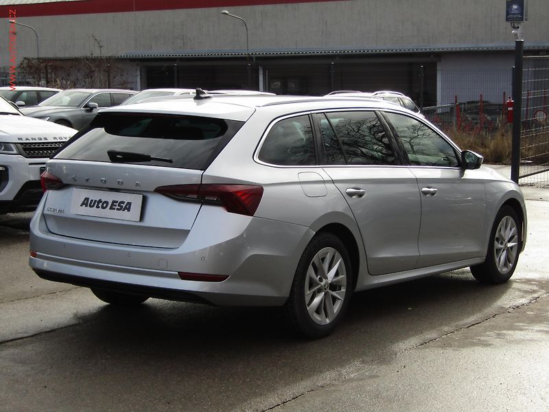 Škoda Octavia (2021) 2.0TDi, Ambition, LED - fotka 4 z 22