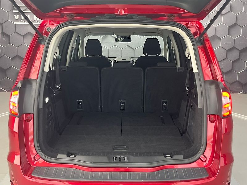 Ford Galaxy 2,0 TDCi Titanium 132kw manuál - fotka 41 z 64