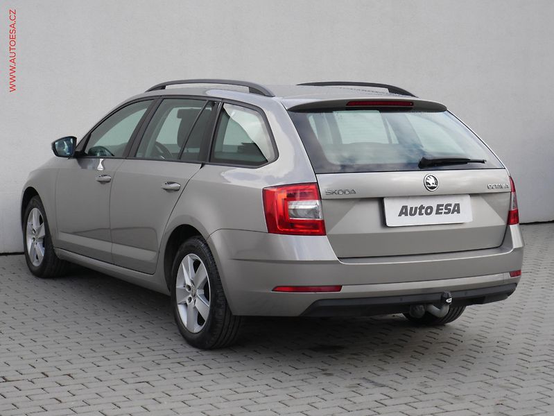Škoda Octavia (2017) 1.0 TSl, 1.maj,ČR, Ambition - fotka 6 z 18