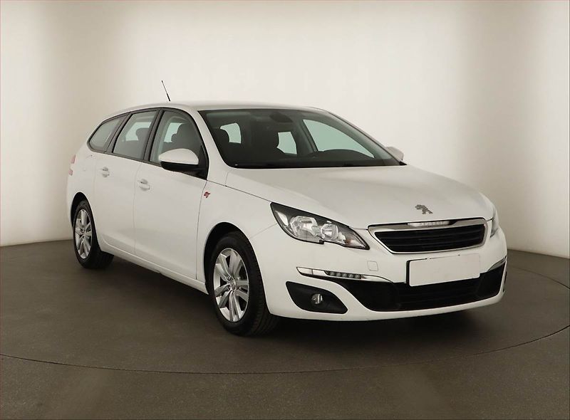 Peugeot 308 (2017) 1.6 BlueHDi, Tempomat - fotografie inzerátu