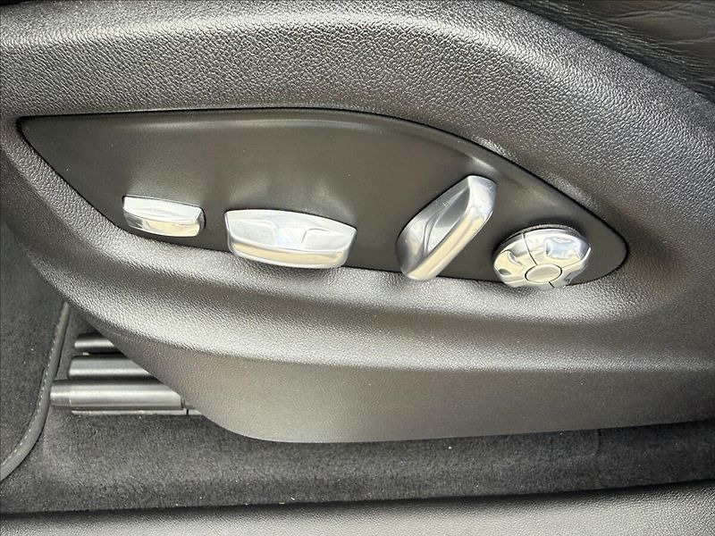 Porsche Cayenne 3.0 V6 Sport chrono - fotka 14 z 26