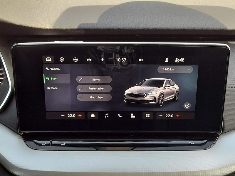 Škoda Octavia Selection 1.5 TSI 110kW 6MP - fotka 18 z 20