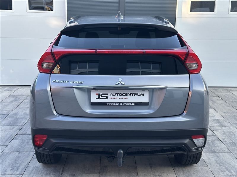 Mitsubishi Eclipse Cross 1,5 Turbo 163PS  Connect+ A/T - fotka 8 z 54