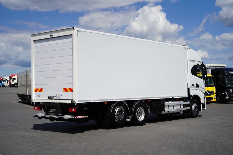 Iveco S-WAY (2021) 420 / E 6 / KONTENER + WINDA / - fotka 5 z 47