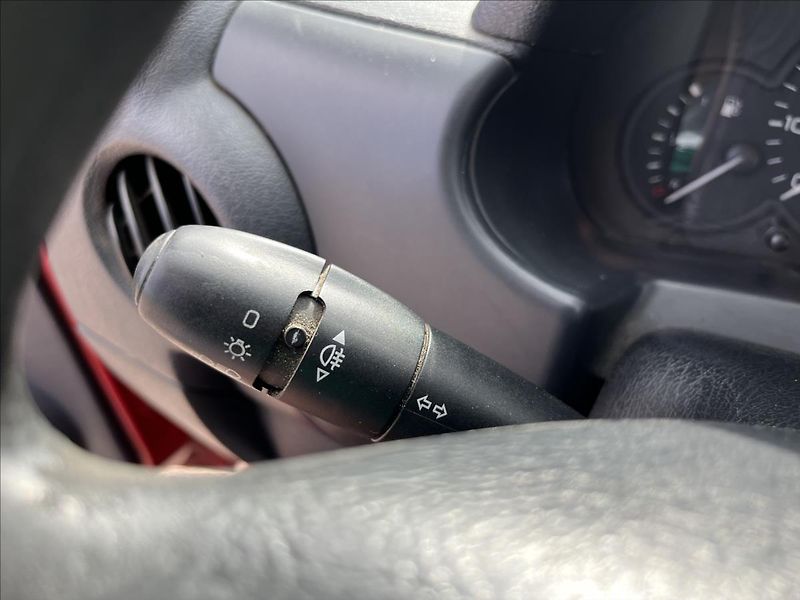 Citroën Berlingo 1,4 i TAŽNÉ STK 2/27 - fotka 19 z 31
