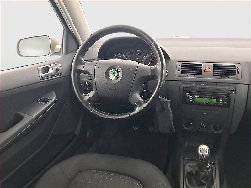Škoda Fabia (2005) Comfort 1.2 12V, po STK, Klima - fotka 7 z 17
