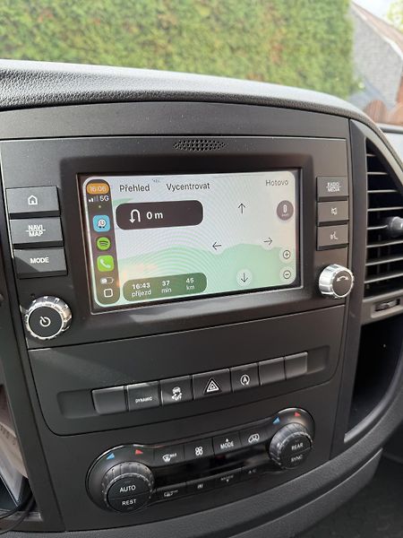 Mercedes-Benz Vito (2019) Vito 116L Tourer PRO - 8míst - fotka 12 z 17