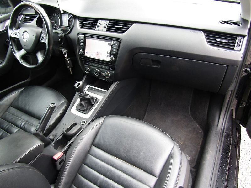 Škoda Octavia (2014) 1.6 TDI  77kW - fotka 14 z 42