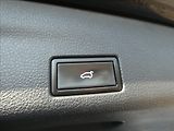 Volkswagen Sharan 2,0 TDi DSG STYLE serviska - náhled 20