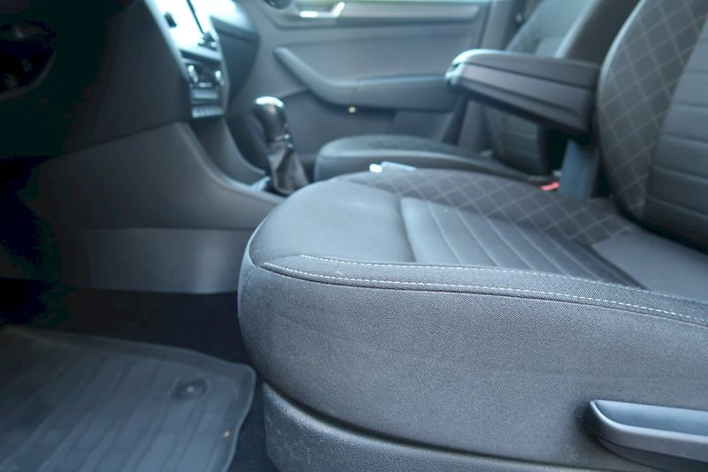 Škoda Rapid (2019) Style Plus 1.0 TSI 81 kW - fotka 14 z 25