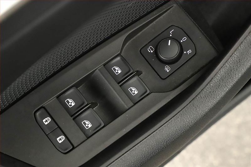Škoda Octavia (2021) Style Plus 1.4 TSI iV - fotka 26 z 30