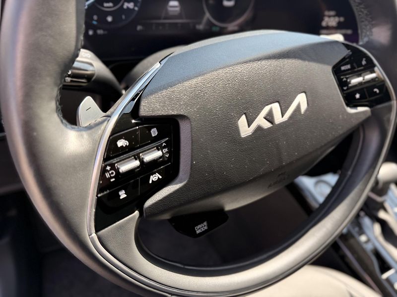 Kia Niro (2023) 1.6 GDI,HEV,REZERVOVÁNO - fotka 29 z 43