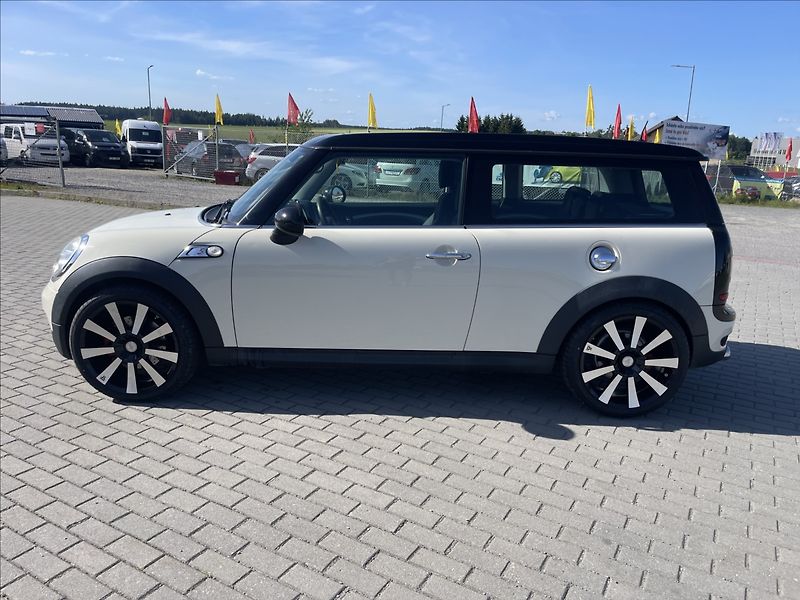 Mini Cooper S 1,6 i 16V 135kw S Panorama - fotka 2 z 35