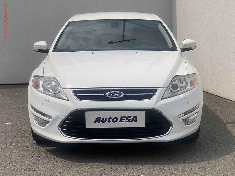 Ford Mondeo (2014) 2.0TDCi, Titanium, AT, bixen - fotka 2 z 19