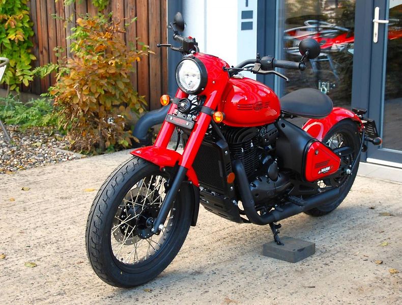 Jawa Perak (2026) 350 CL RED - fotka 10 z 25