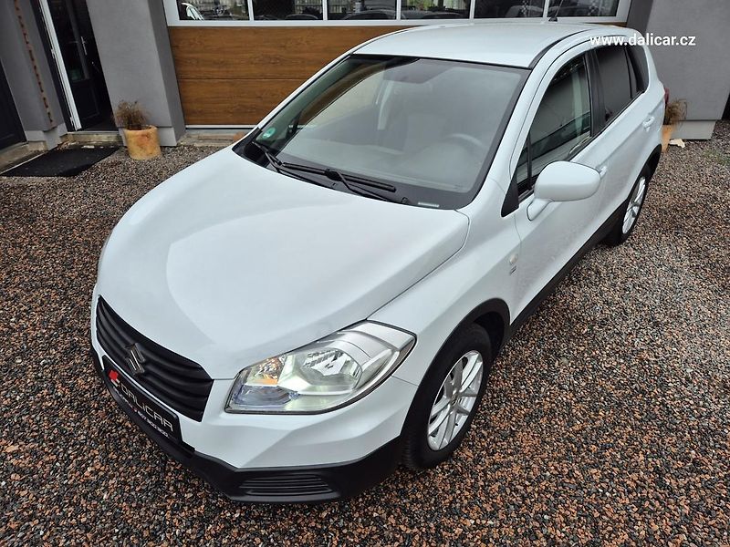 Suzuki SX4 S-Cross (2014) 1.6VVT 88KW CLUB Tažné - fotka 53 z 53
