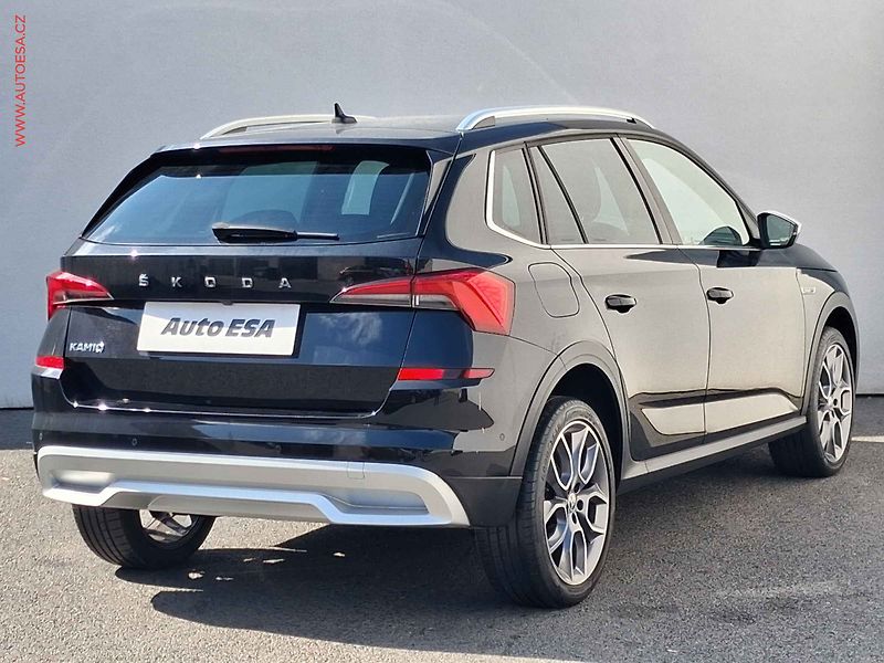 Škoda Kamiq (2022) 1.5 TSi, 1.maj,ČR, Scout - fotka 4 z 23