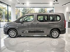 Citroën Berlingo (2021) XL 1.5 BlueHdi Shine Navi - fotografie inzerátu