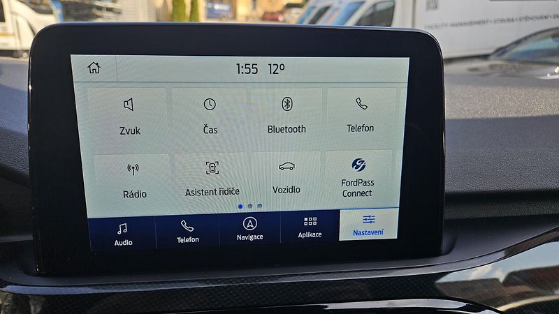 Ford Kuga (2021) 2.0 EB 140kW ST-line 4x4 AT8  - fotka 28 z 36
