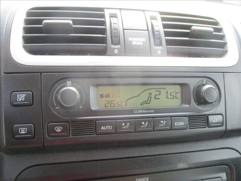 Škoda Fabia 1,4 i 16v, aut. klimatizace, - fotka 20 z 31
