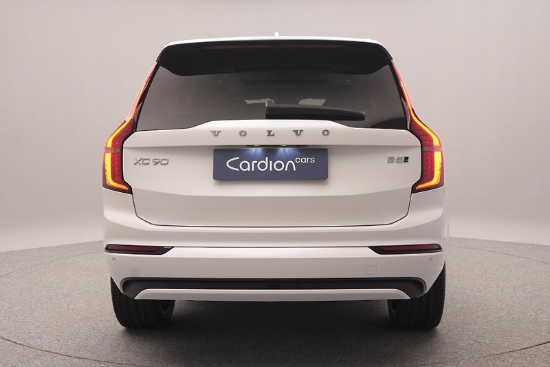 Volvo XC90 (2026) B5 AWD AUT DARK ULTRA 7-míst - fotka 11 z 29