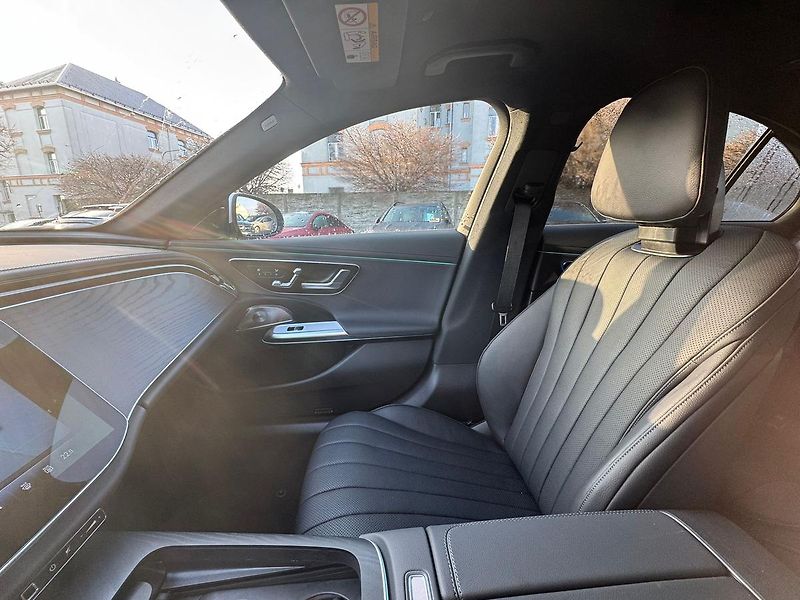 Mercedes-Benz Třídy E (2025) E 450 d 4MATIC - fotka 15 z 25