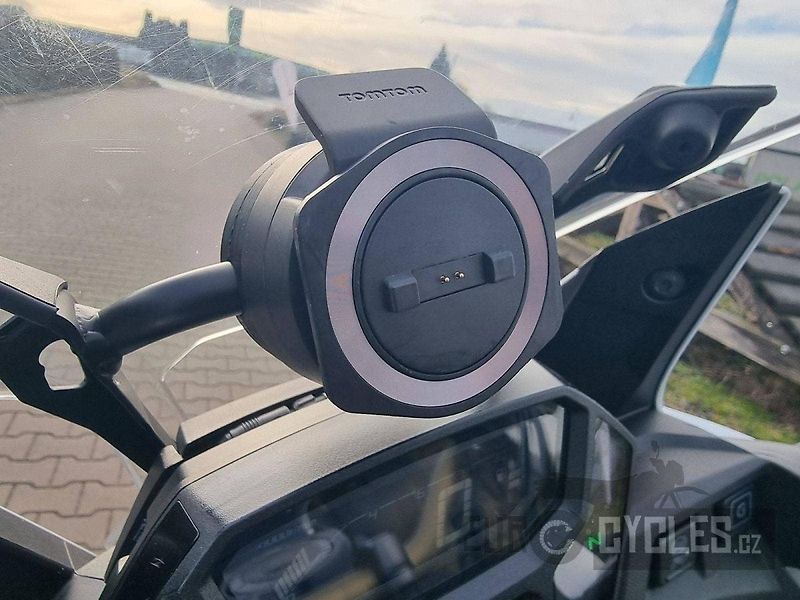 Honda CRF 1000 L Africa Twin DCT ABS (2018) - fotka 18 z 21