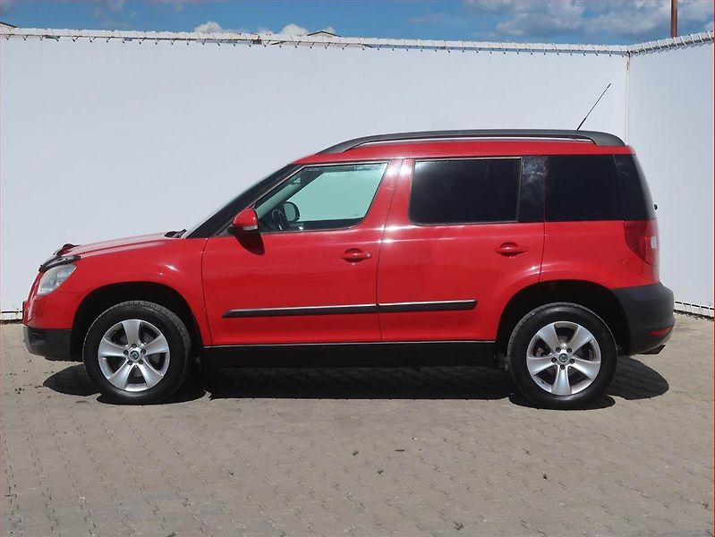Škoda Yeti (2010) Ambition 1.2 TSI, Serv.kniha - fotka 3 z 16