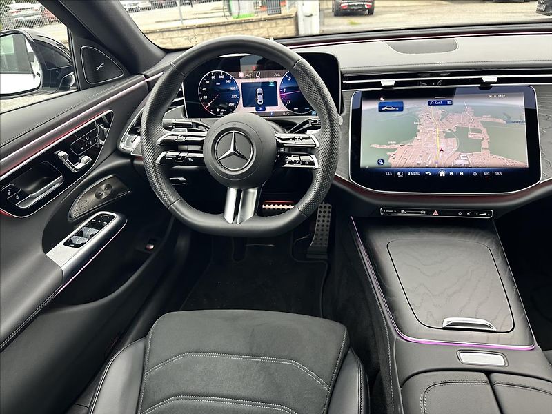 Mercedes-Benz Třídy E E 220d 4MATIC AMG linie - fotka 11 z 12