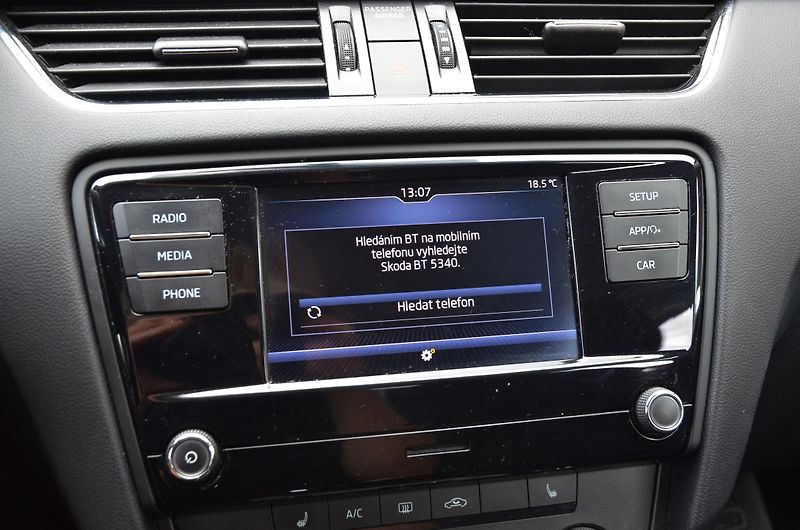 Škoda Octavia (2017) 1.6 TDi 85kW Ambition PLUS /ČR - fotka 30 z 36