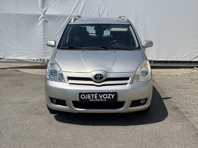 Toyota Corolla Verso 1,8 - fotka 2 z 18