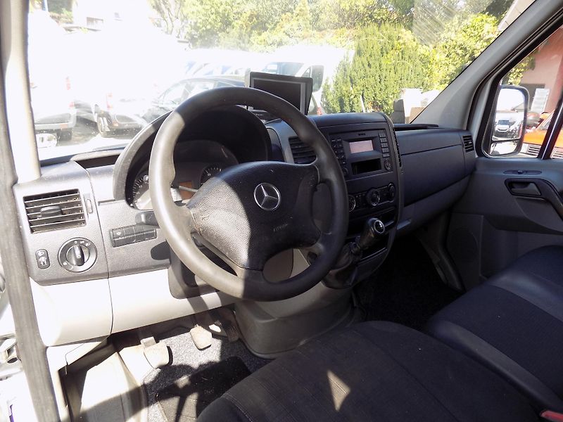 Mercedes-Benz Sprinter CDI 95 KW KLIMA TAZNÉ SKLOPKA - fotka 20 z 32
