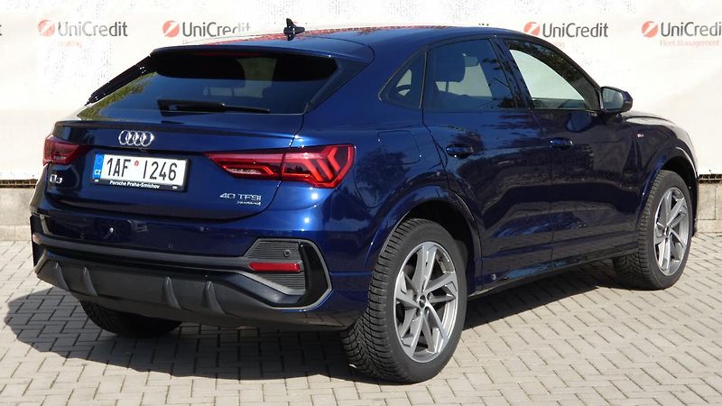 Audi Q3 Sportback 40 TFSI quattro S li - fotka 3 z 23