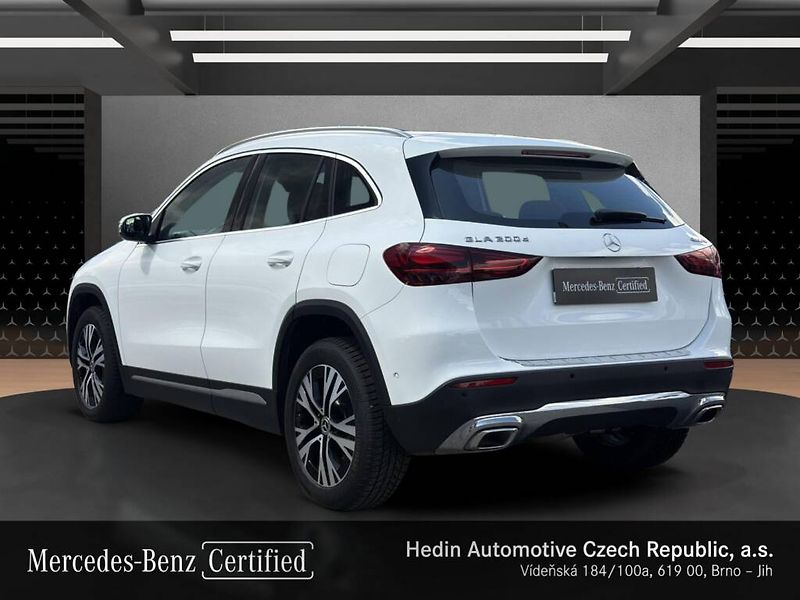 Mercedes-Benz GLA (2025) 200 d 4M - fotka 3 z 27